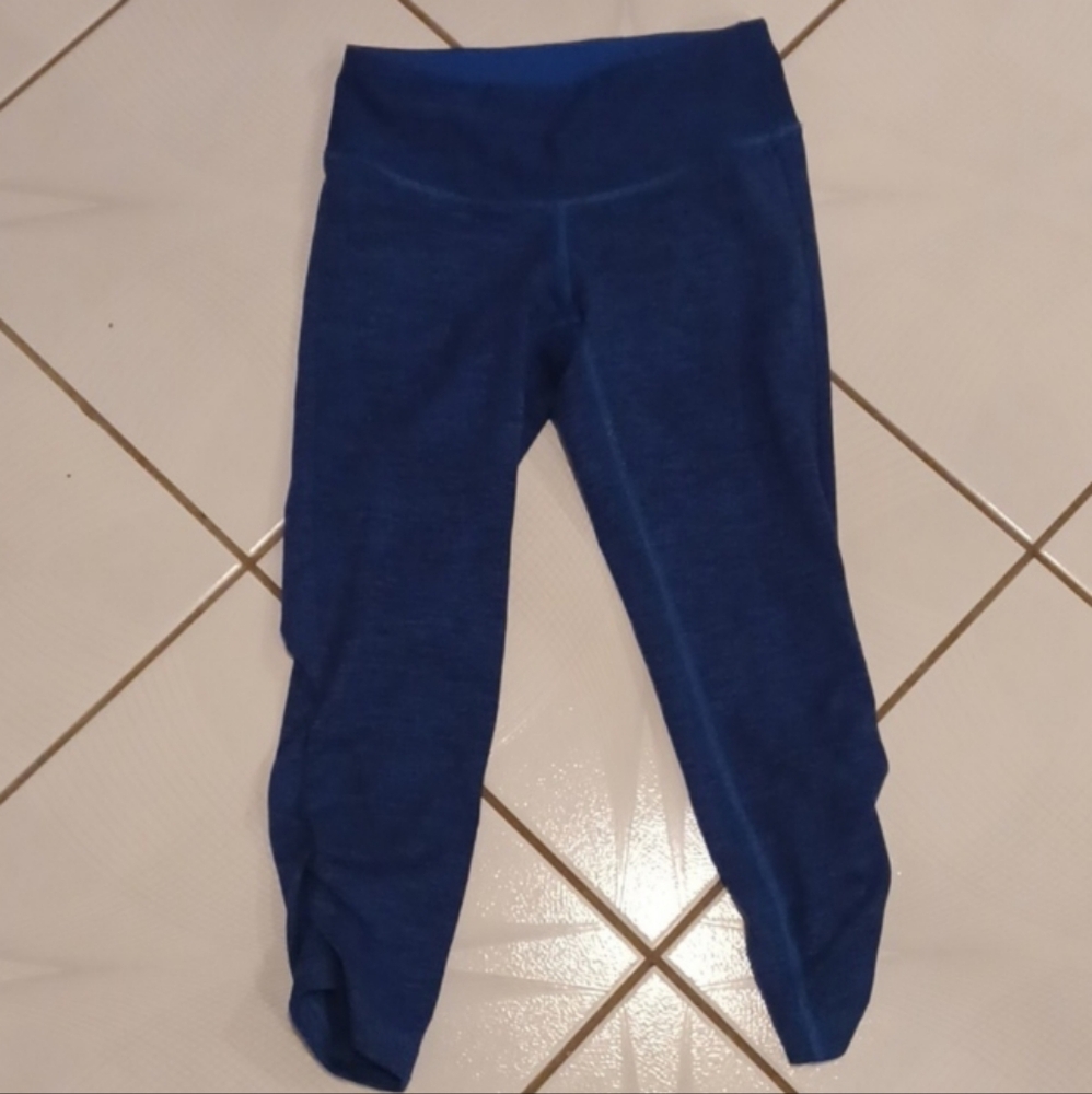 4/$40 Blue Athletic Capri Leggings  - Size XS